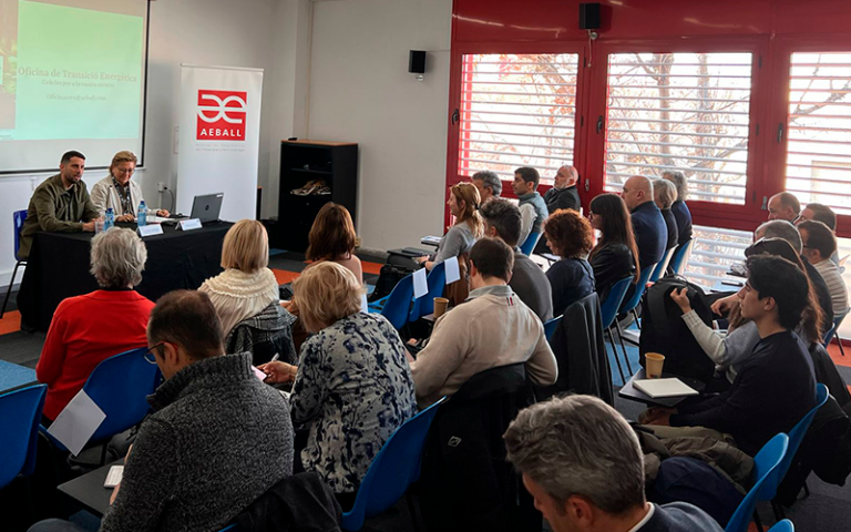 Gaudeix dels cursos d’AEBALL com a associat a Sant Just Impulsa
